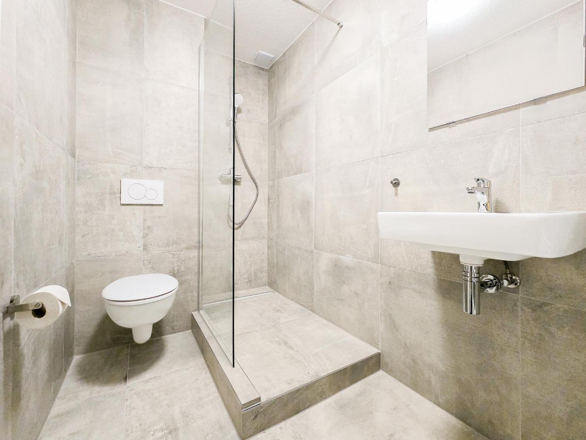 Apartment Tolstov - Center With 5 - 10 Min Messe Dus