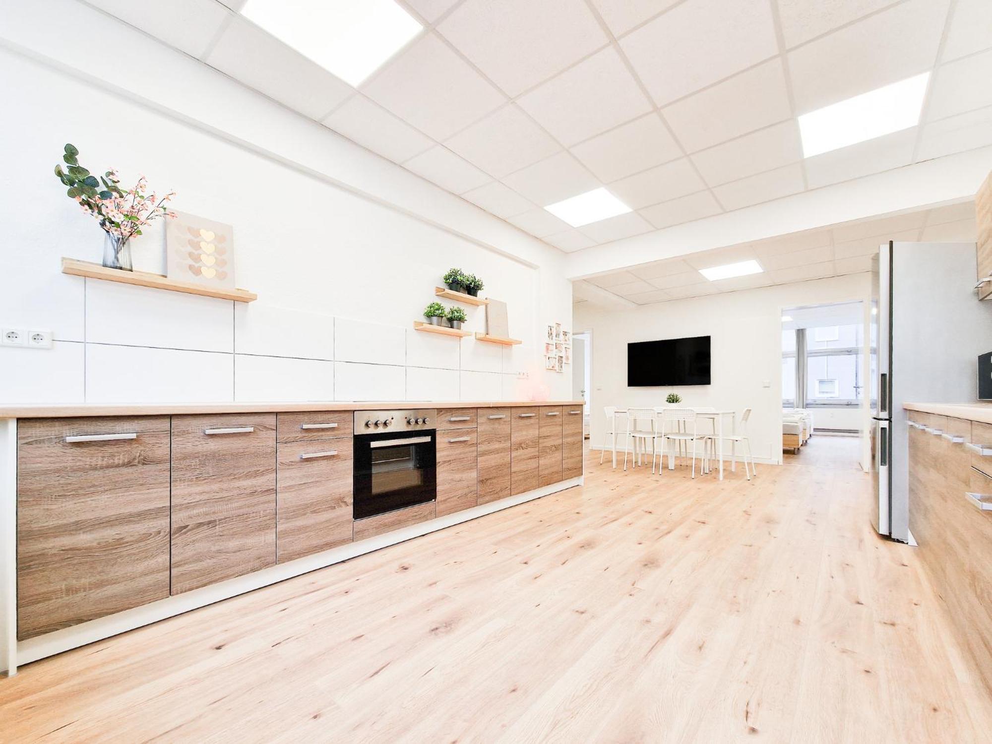 Raj Living - Center With 5 - 10 Min Messe Dus * Düsseldorf